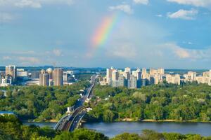 Число больных COVID-19 в Киеве приближается к 15 тыс.