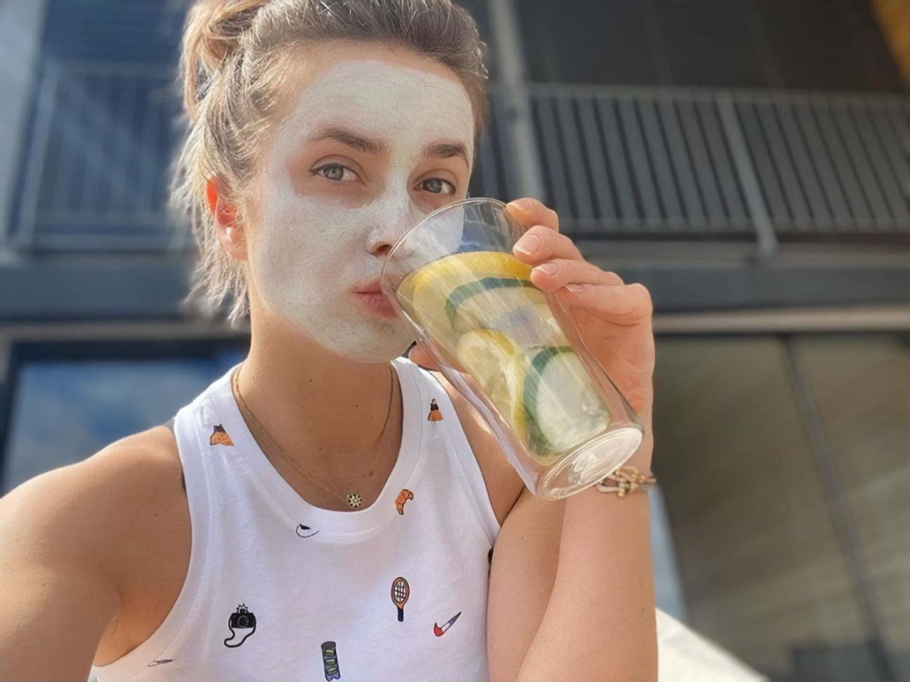 Свитолина прошла обучение в медколледже