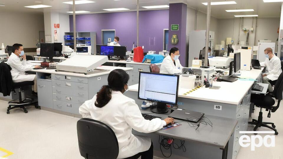 В мире ведется разработка более 200 потенциальных вакцин от COVID-19