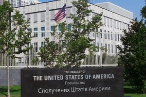 Журналисты проанализировали расшифровки электронной переписки сотрудников посольства США в Киеве