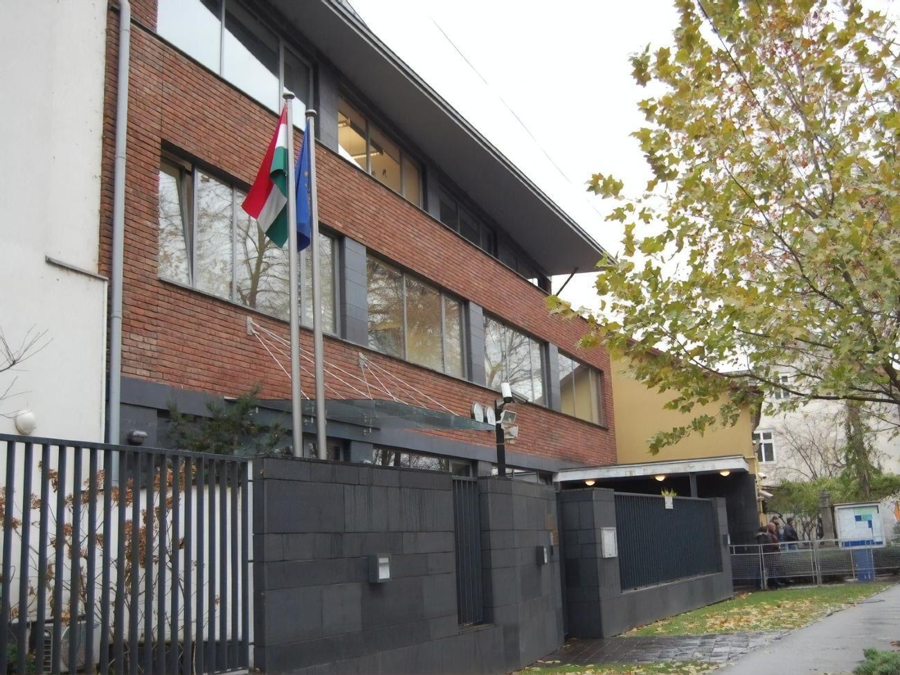 Заява угорського консульства в Ужгороді викликала напругу між Києвом і Будапештом