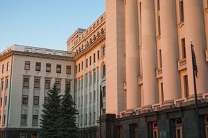 Офіс президента заявив, що із принципових питань єдиний із політиками, які стали фігурантами російських санкцій