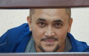 Бектемирова оставили в изоляторе до 2 декабря