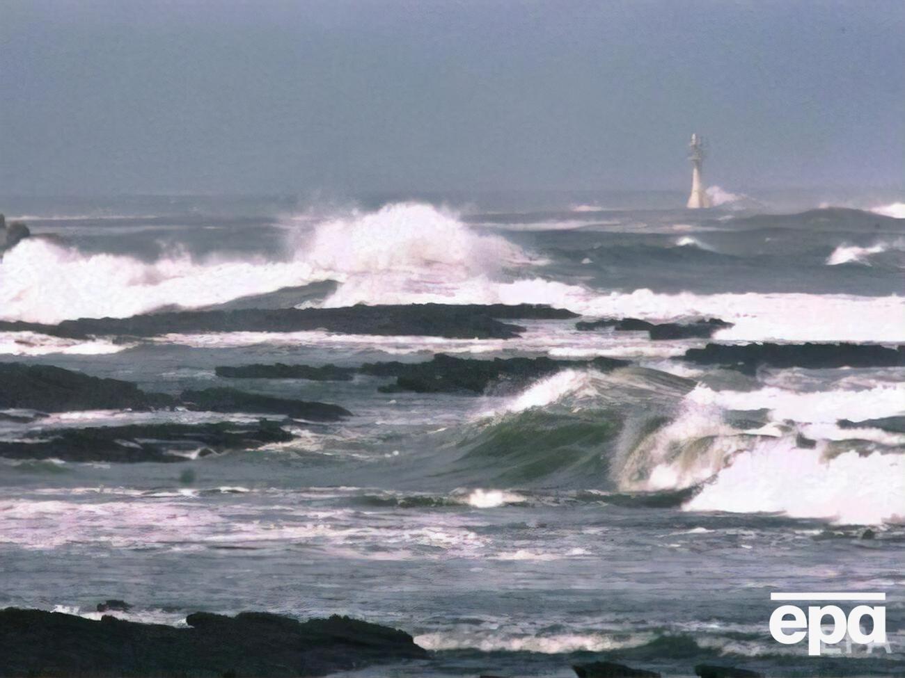 "Хайшен" пришел на юг Японии