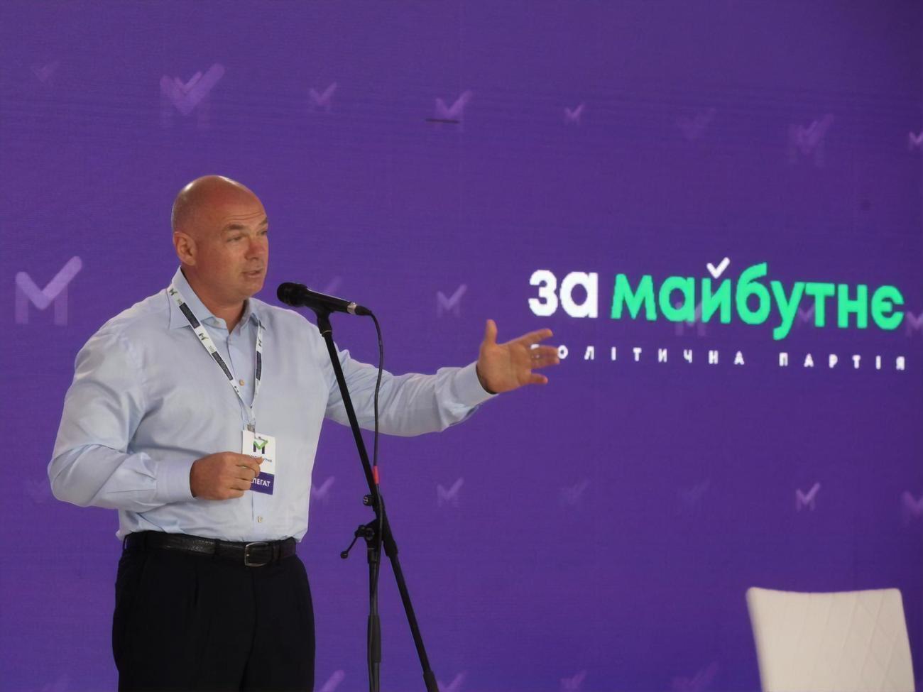 Палиця: Ніхто не має права вмішуватися в рішення, які приймають місцеві ради