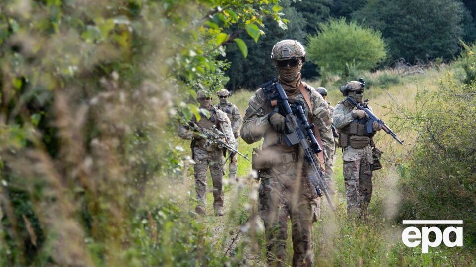Бійці опинилися відрізаними від решти особового складу поблизу Верхньоторецька Донецької області