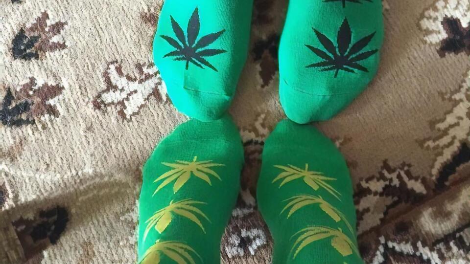 Женщина заявила, что уничтожила носки