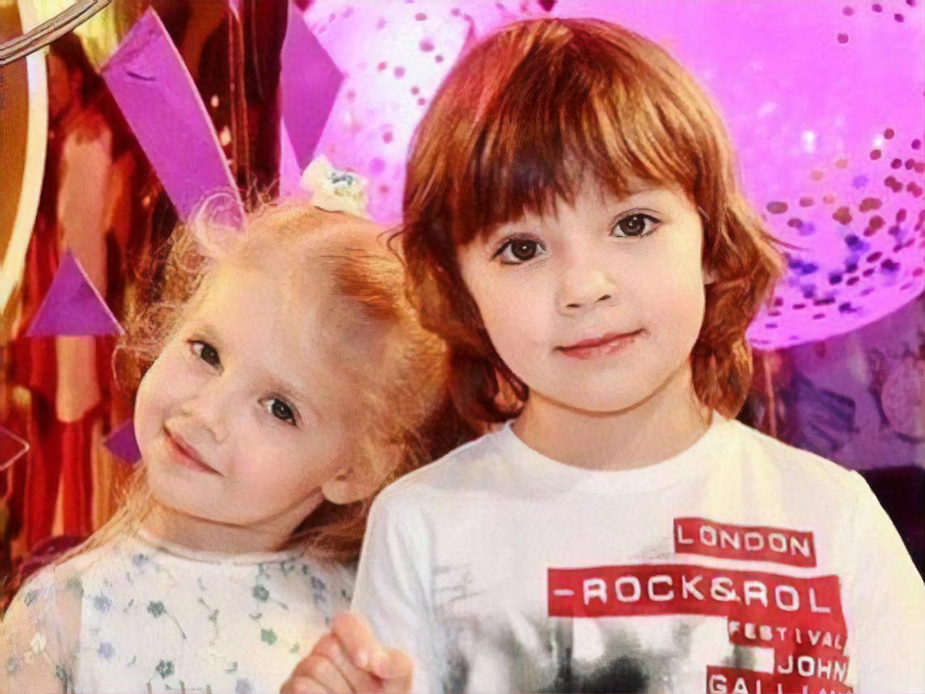 Лиза и Гарри в 2020 году пошли в школу