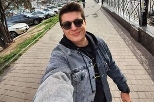 Анатолий Анатолич: На этом корпоративе я просто вышел и передал микрофон имениннику