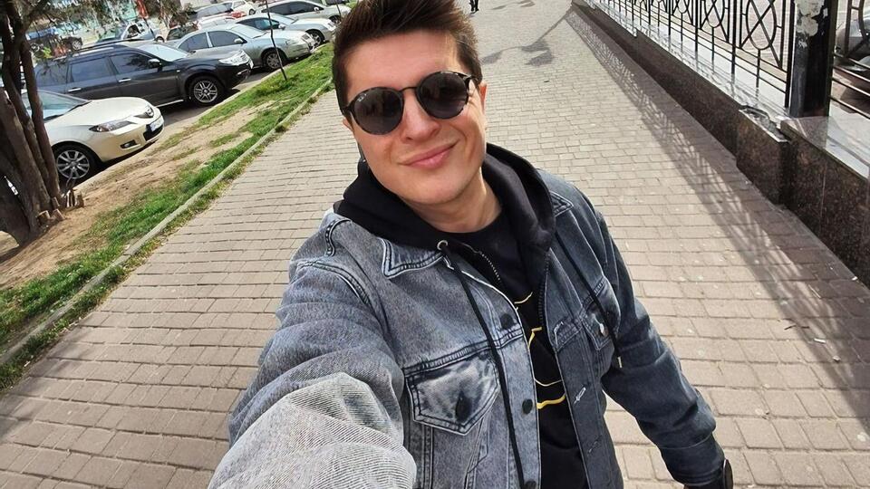 Анатолий Анатолич: На этом корпоративе я просто вышел и передал микрофон имениннику