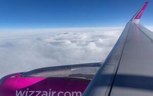 У Wizz Air зазначають, що оплата збору не дає змоги вибирати місця в салоні