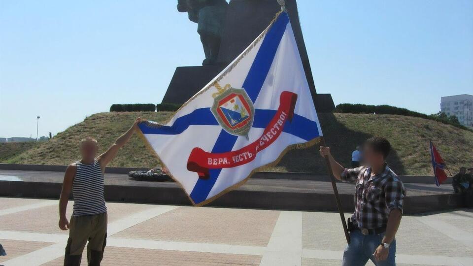 Двом членам "Самооборони Криму" загрожує до восьми років позбавлення волі