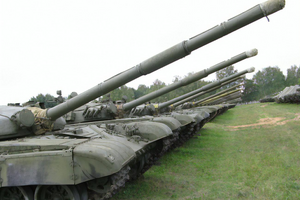 У Білорусі у вищу бойову готовність привели танковий резерв