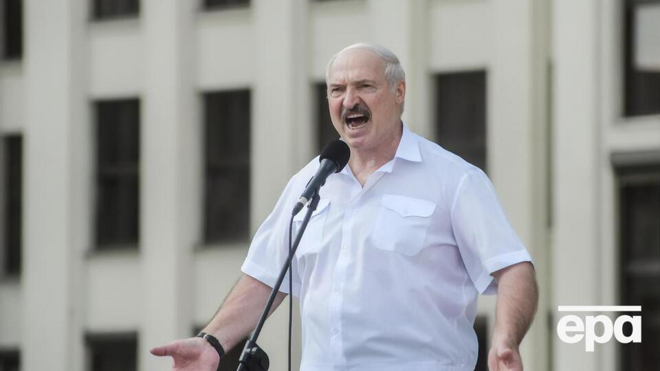 Прізвища Лукашенка у санкційному списку немає