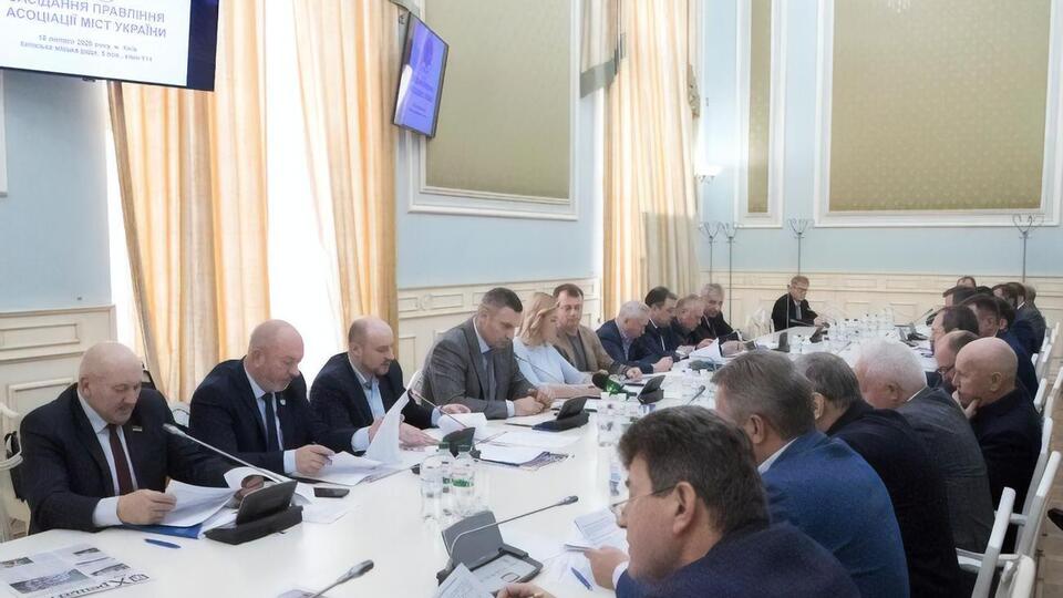 Асоціація: Блокування рахунків комунальних підприємств, що надають послуги теплопостачання, призведе до зриву опалювального сезону