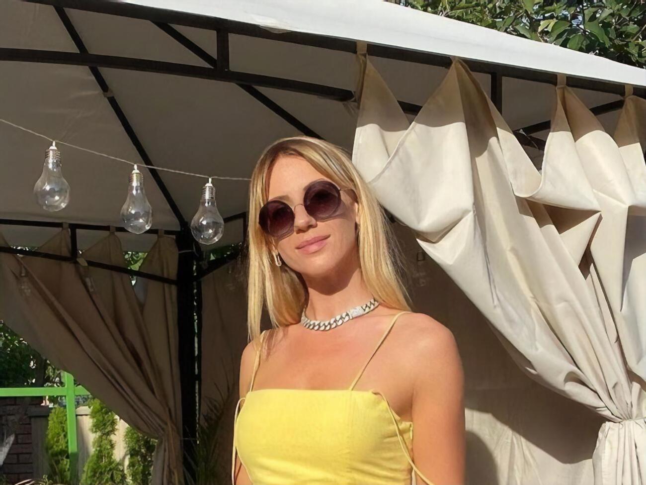 Нікітюк: Літо, залишся... Туфлі взула два рази