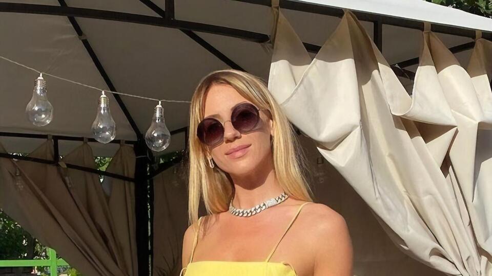 Нікітюк: Літо, залишся... Туфлі взула два рази