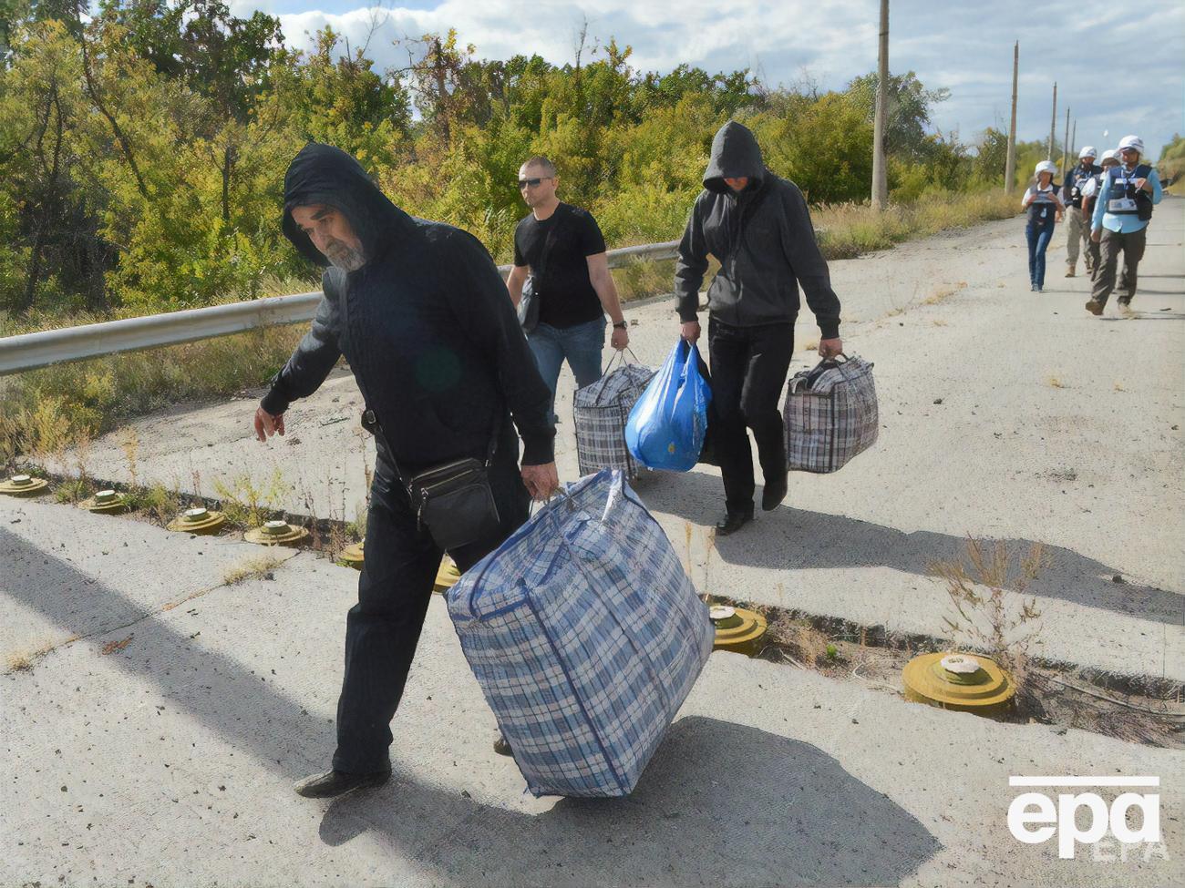 В Минсоцполитики на учете состоят почти 1,5 млн переселенцев