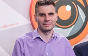 Порошенко шантажировал Игоря Суркиса с целью принудить его отдать долю в телеканале "1+1"