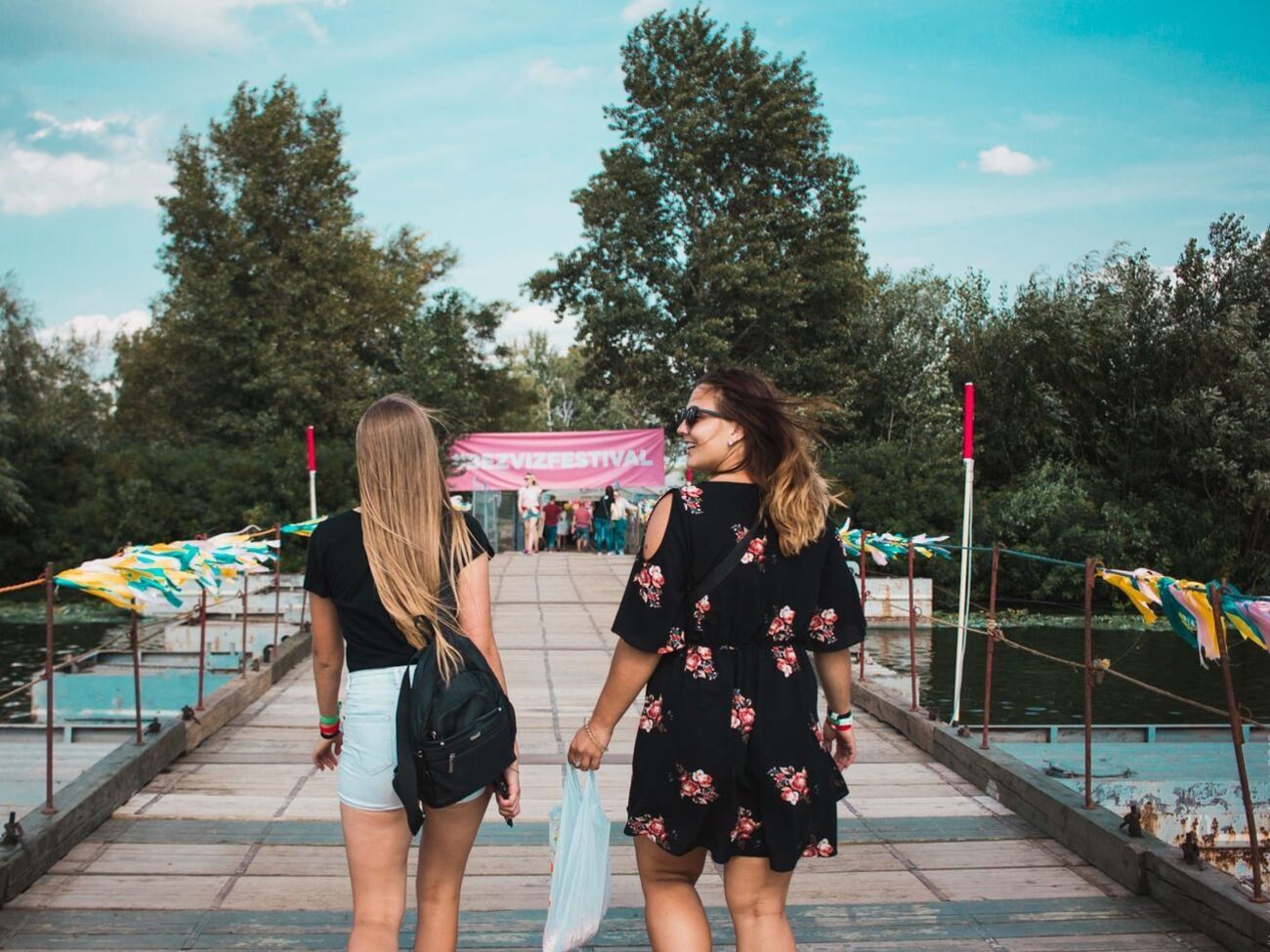 Мероприятие будет транслироваться онлайн на интерактивной платформе Hover.link