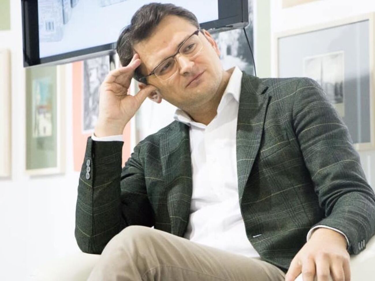 Кулеба заявив, що, попри обмеження в'їзду іноземцям, для білорусів Україна зробить виняток