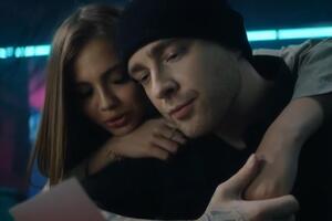 "Девочка с картинки". Егор Крид выпустил клип о хакерше и показал, как проходили съемки. Видео