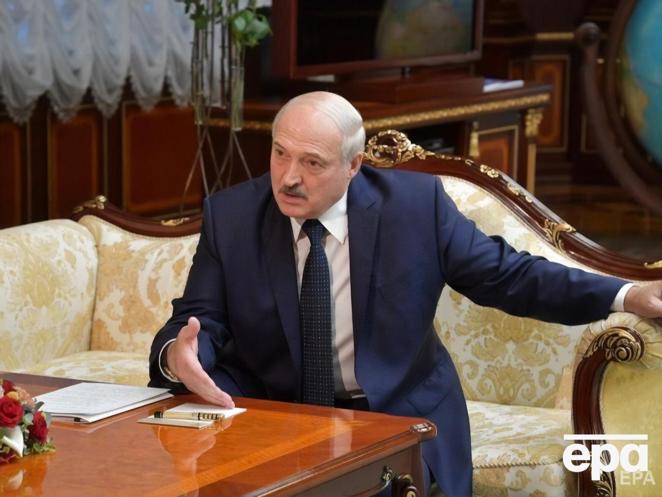 Лукашенко сказал, что ему очень обидно из-за протестов в стране