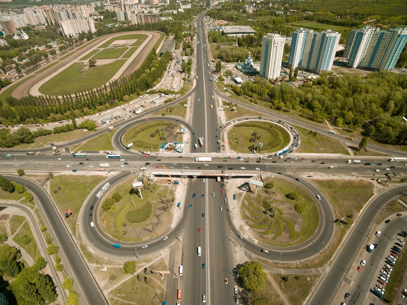 До кінця цього року на дорогах України з'являться чотири тестові програми фіксації порушень ПДР