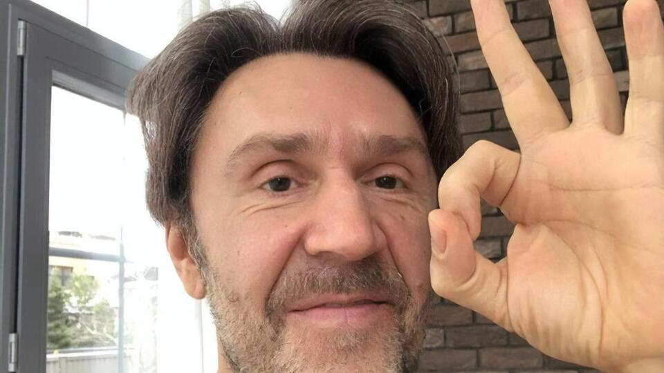 Шнуров: "Бухали. Да. Были года"