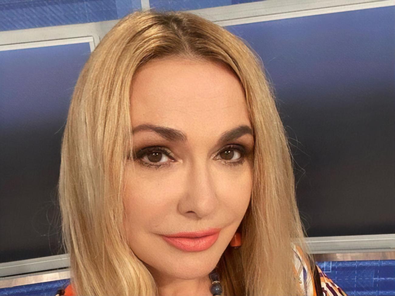 Сумская родилась во Львове в 1966 году