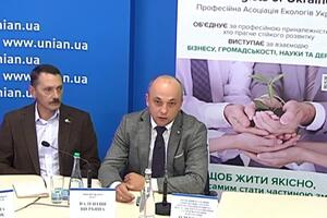 Дячук: Відсутність об'єктивних професійних досліджень і розрахунків, публічного їх обговорення дає широкі можливості як для маніпулювання, так і для прийняття не найкращих управлінських рішень