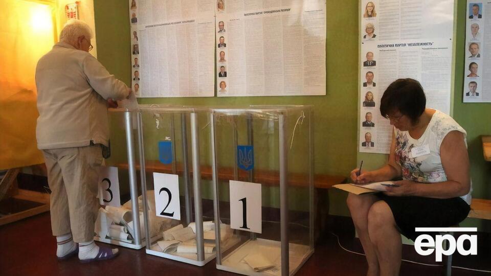 Місцеві вибори в Україні заплановано на 25 жовтня
