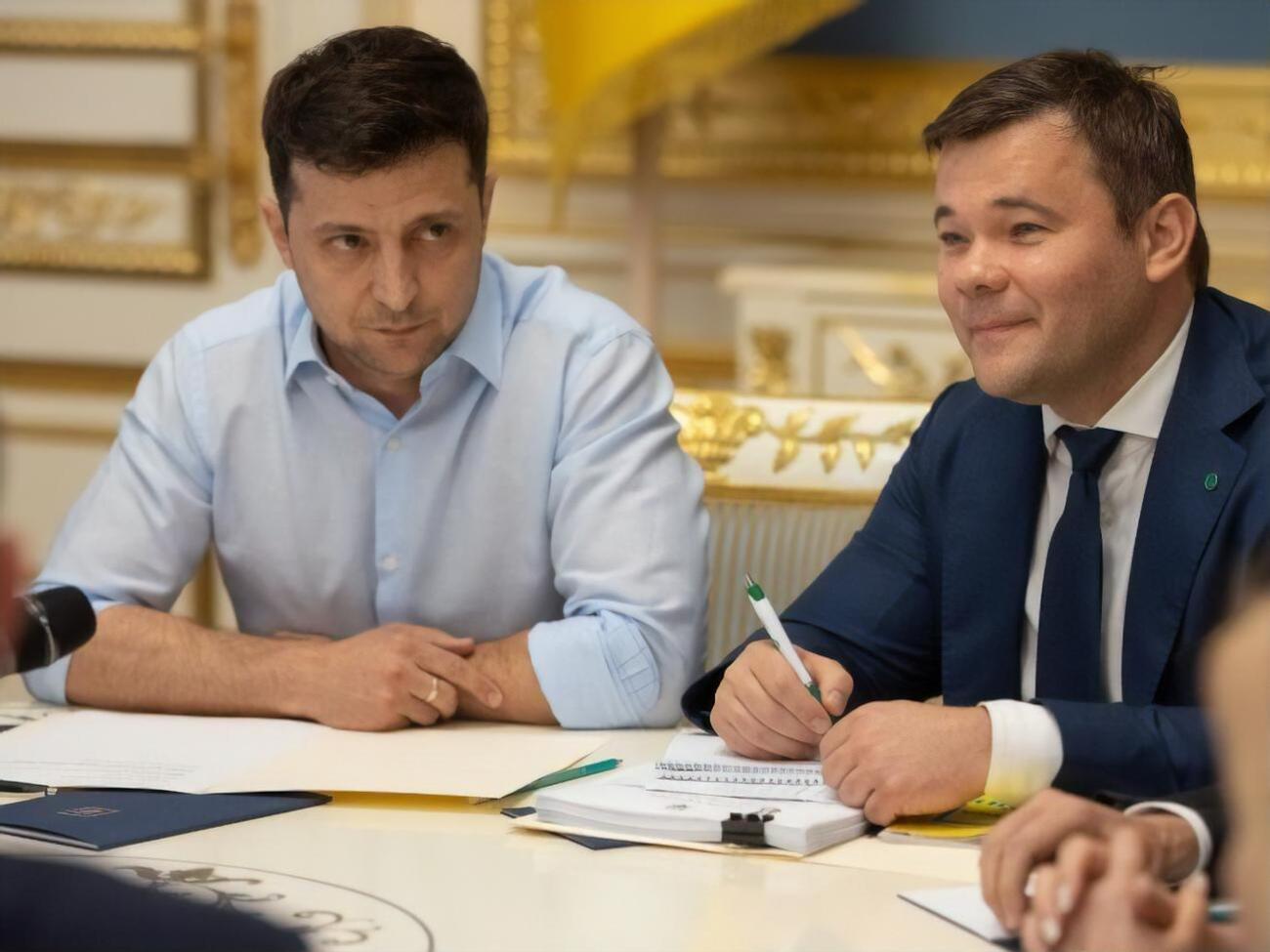 Богдан (справа) о Зеленском: Он&nbsp;очень харизматичный. Он просто притягивает людей