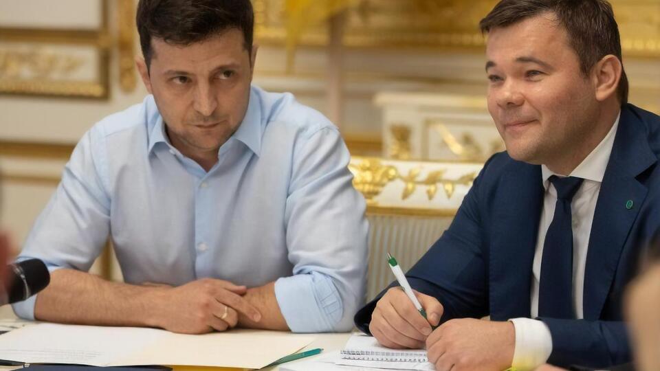 Богдан (справа) о Зеленском: Он очень харизматичный. Он просто притягивает людей