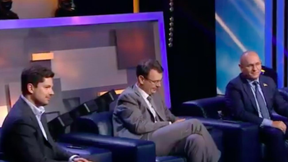 "Слуги народа" не вспомнили фамилию министра