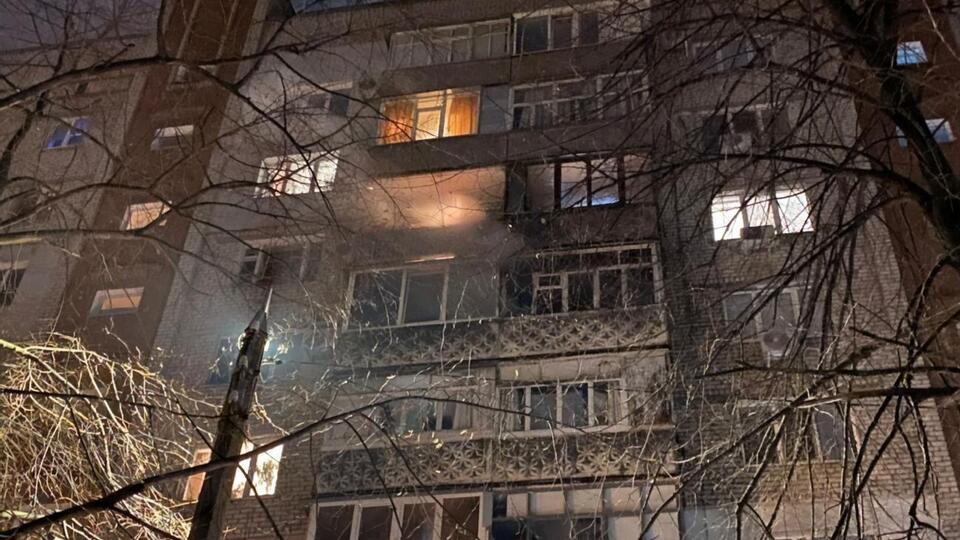 Из-за фейерверка возгорание случилось в квартирах на шестом и седьмом этажах