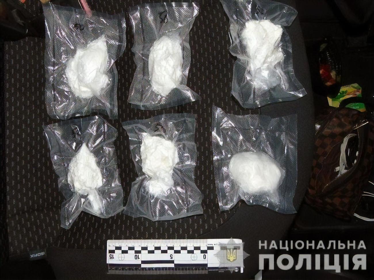 Кокаїн виявили в автомобілі затриманого