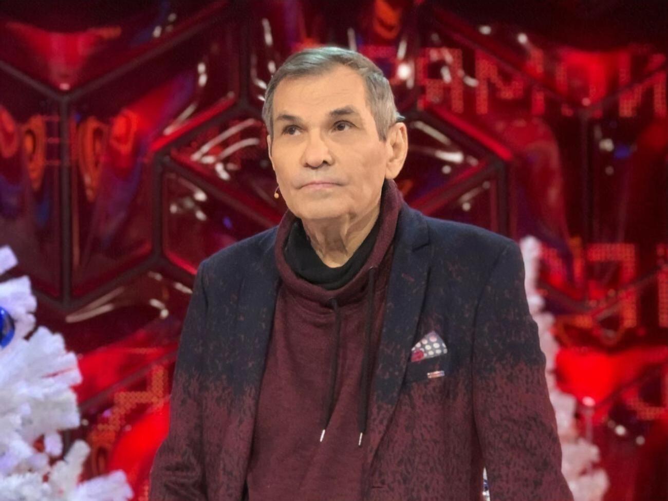 Алибасов:&nbsp;Всех с Новым годом!&nbsp;