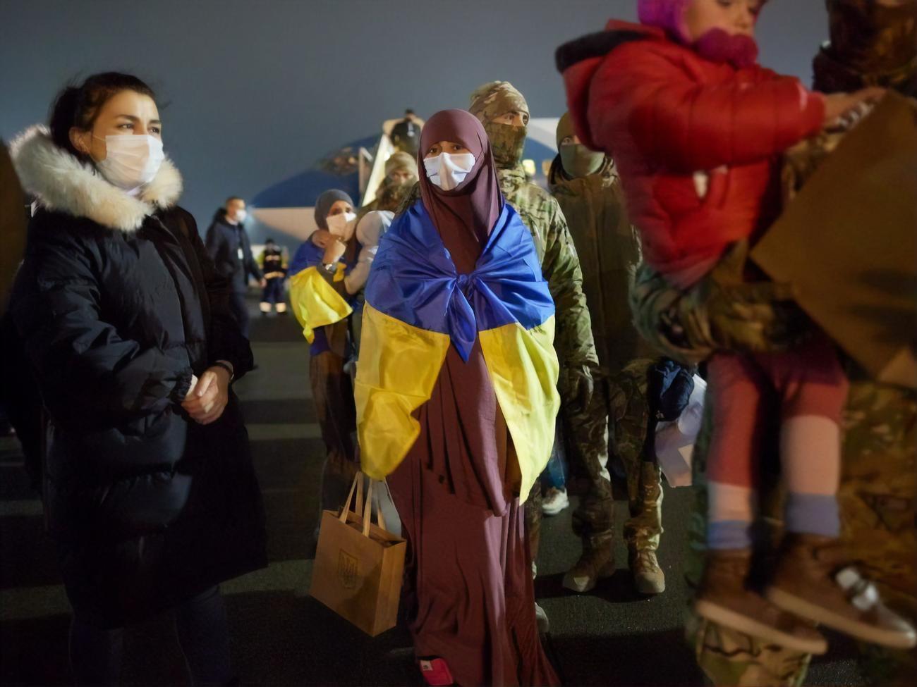 Українці повернулися з сирійського табору "Родж" уночі 1 січня