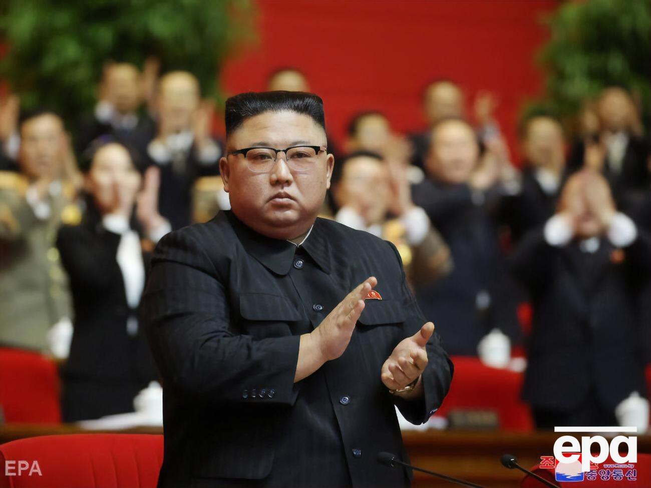 До обрання на пост генсека Трудової партії Північної Кореї Кім Чен Ин обіймав посаду її голови