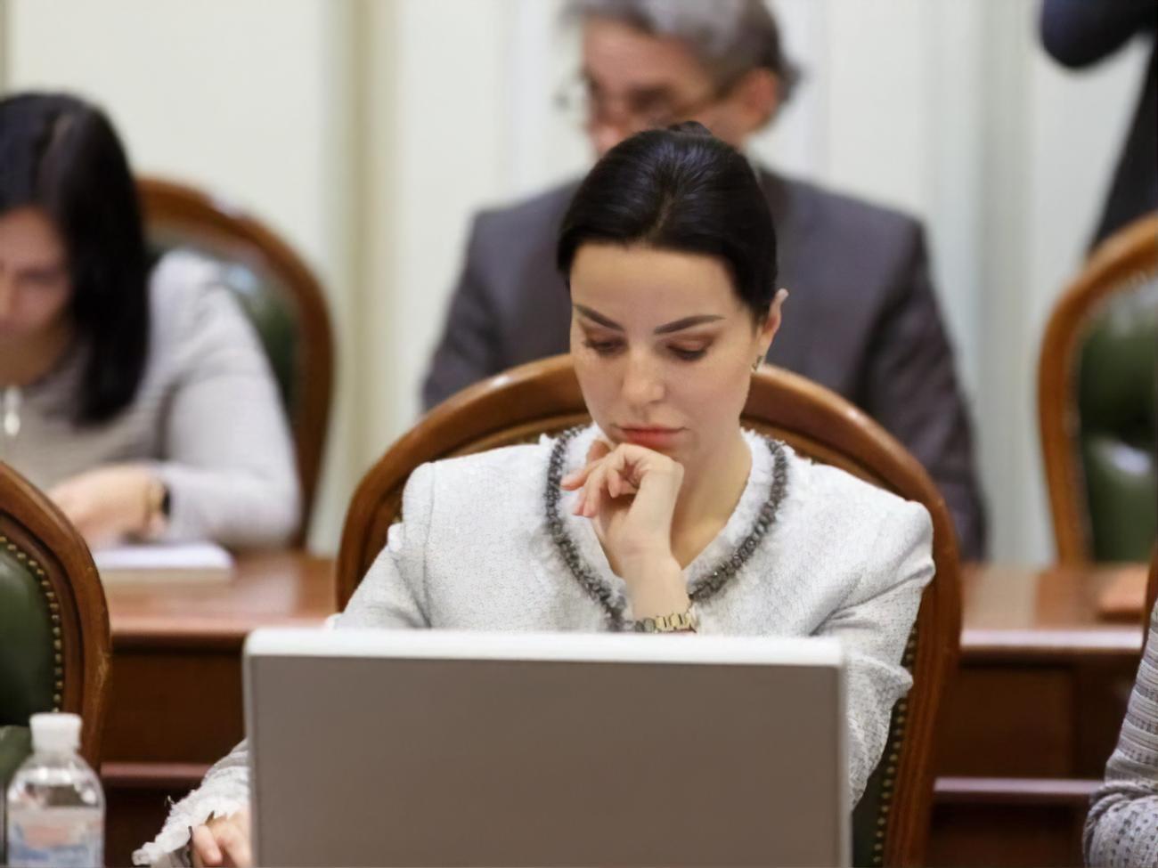 Дмитриева:&nbsp;Есть пациенты, которые нуждаются в экстренной трансплантации. Они просто не дождутся окончания пандемии