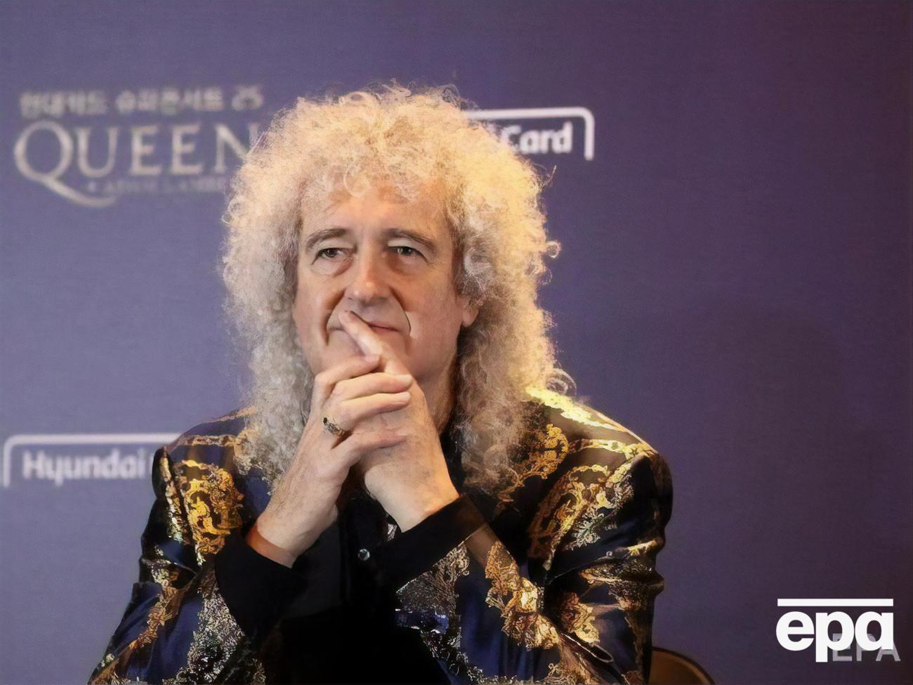 Мэй является основателем фонда по защите животных Save Me