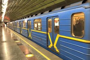 На зниження пасажиропотоку в київському метро вплинули епідемія коронавірусу і карантин