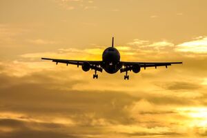 Українські авіакомпанії виконали минулого року 49 733 польоти