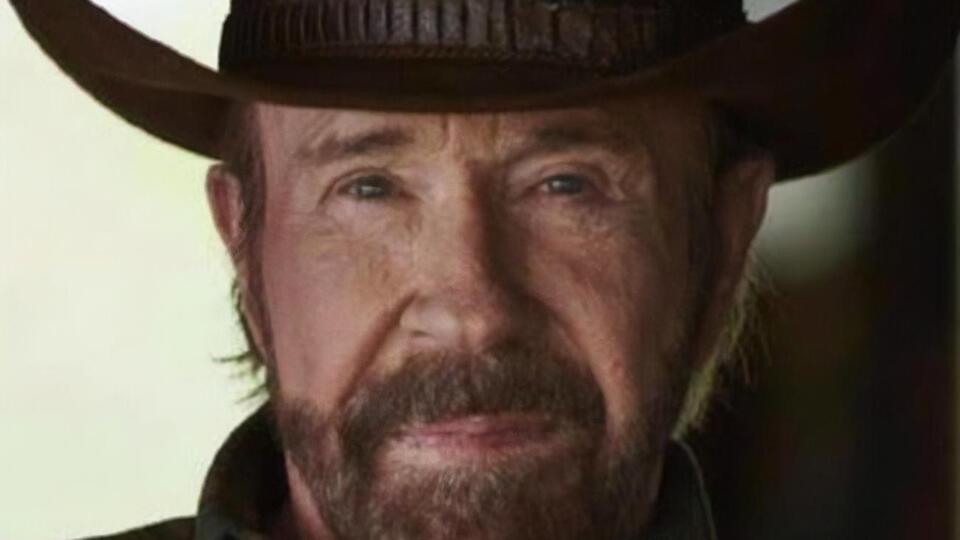 Норриса подозревали в участии на митинге в поддержку Трампа