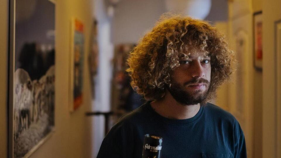 Варламов находился в аэропорту города Капоэты