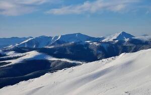 Третій рівень лавинної небезпеки в Карпатах оголосили на 14 січня