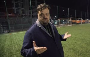 Уткин: В "Дне выборов 2" есть сцена, где я говорю полтора слова, но должен все время лежать в кадре