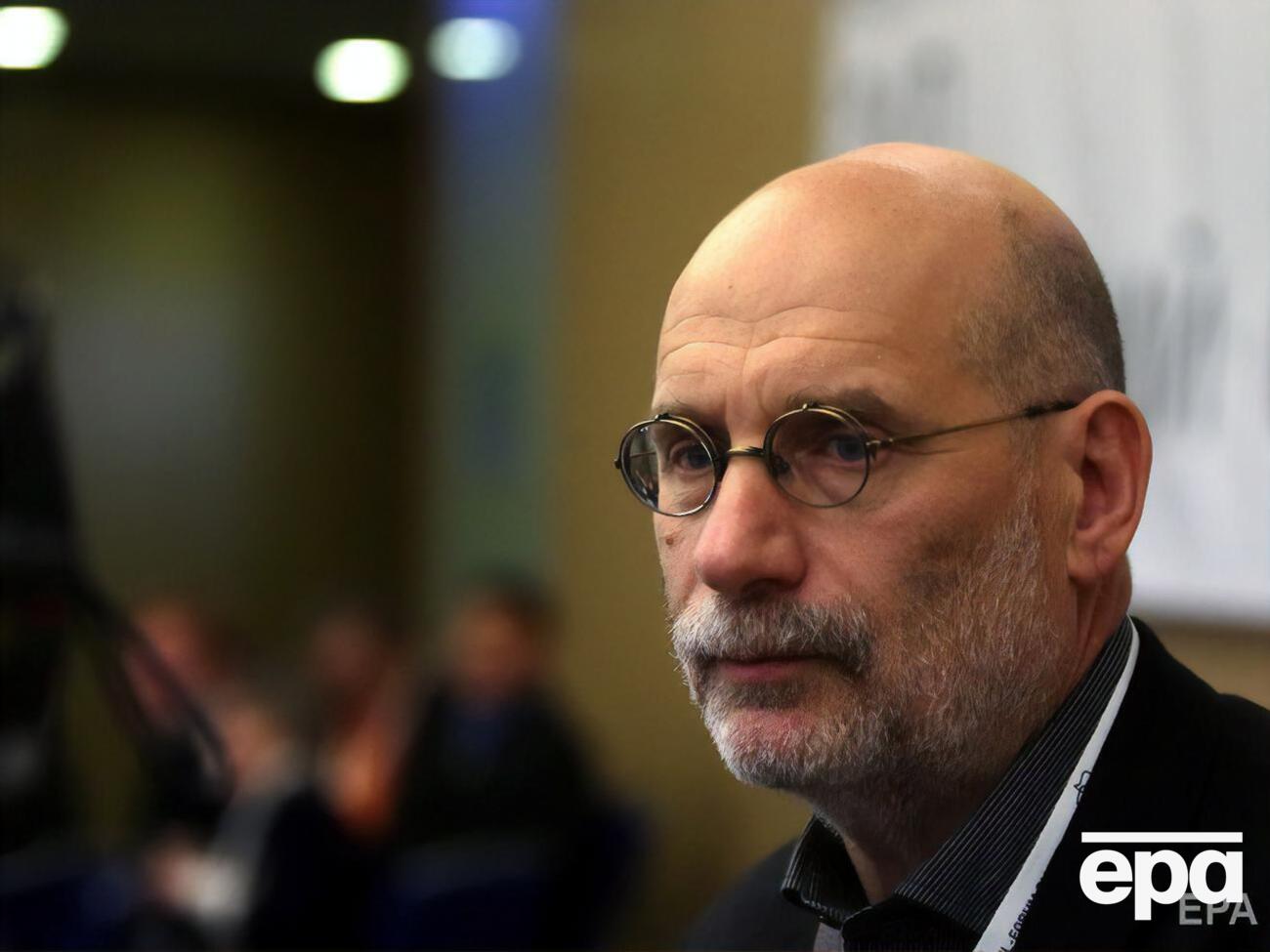 Акунін: У будь-якому разі Олексій Навальний робить сильний і красивий вчинок. Я дуже сподівався, що цього не станеться. Дуже шкода дружину Юлю і дітей