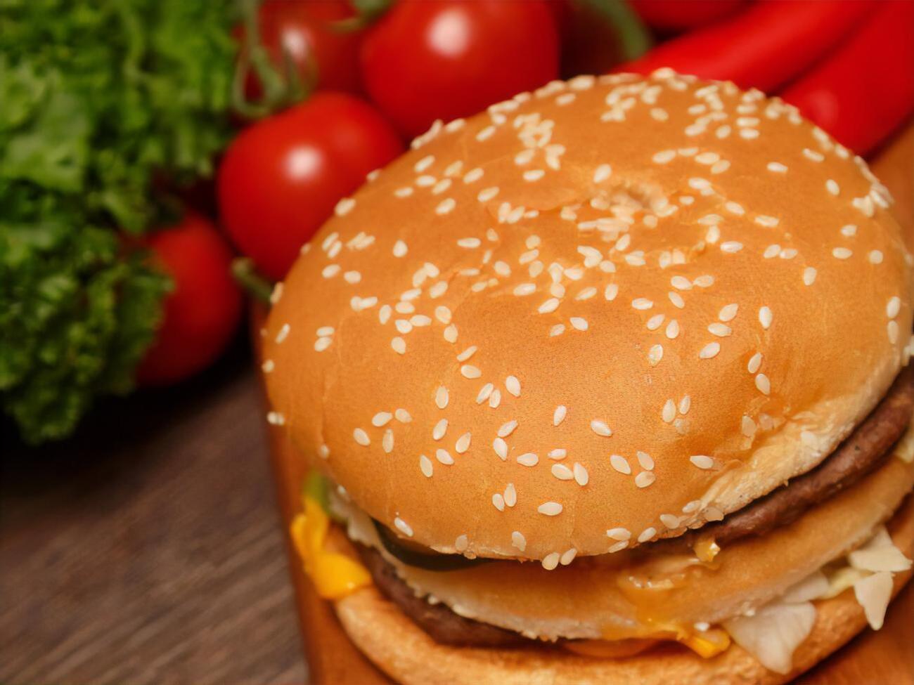 В Украине бигмак стоит 62 грн